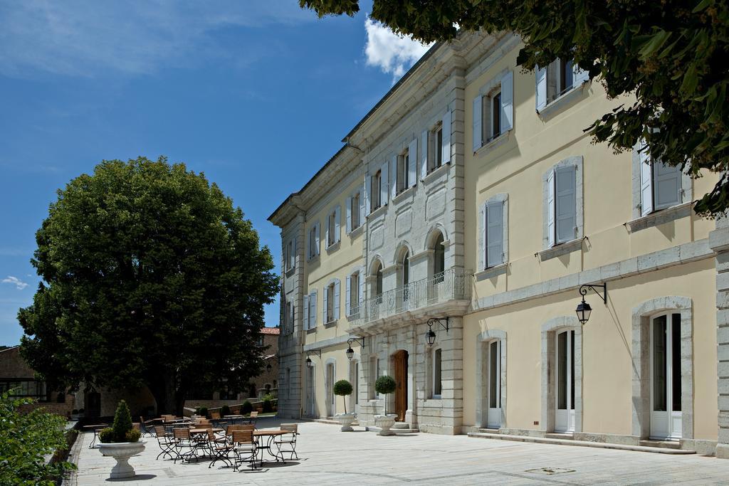 Chateau Et Golf De Taulane La Martre Екстериор снимка
